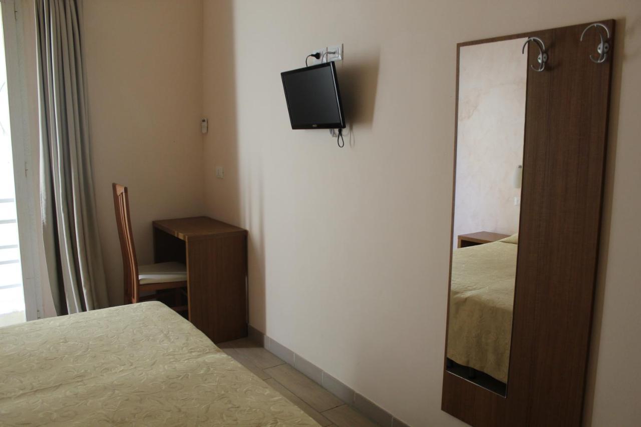 Hotel Adria Nuova Rimini Zewnętrze zdjęcie